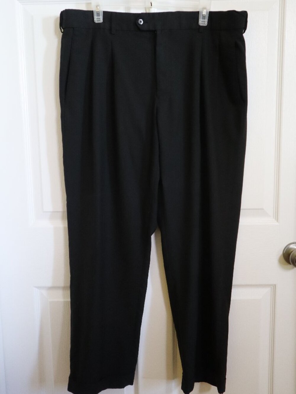 Stafford Travel Classic Fit Dress Pants Sz 38x30 Black Cuffed Sharkskin
